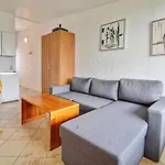 Gunnlaug - 500m From The Sea By Interhome Lakolk