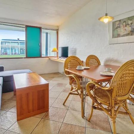 Gunnlaug - 500m From The Sea By Interhome