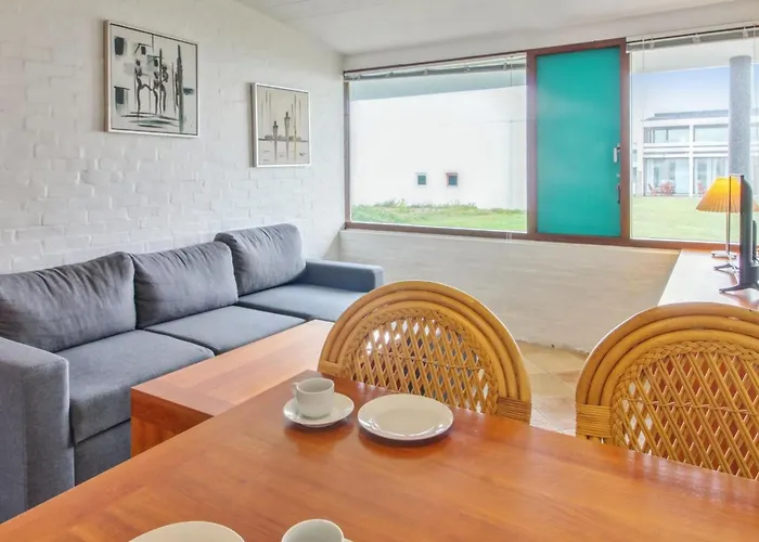 Gunnlaug - 500m From The Sea By Interhome Lakolk